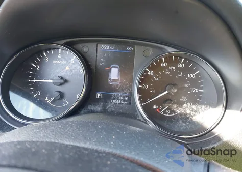 2018 Nissan Rogue S z USA, uszkodzony, nr VIN 5N1AT2MT8JC728236